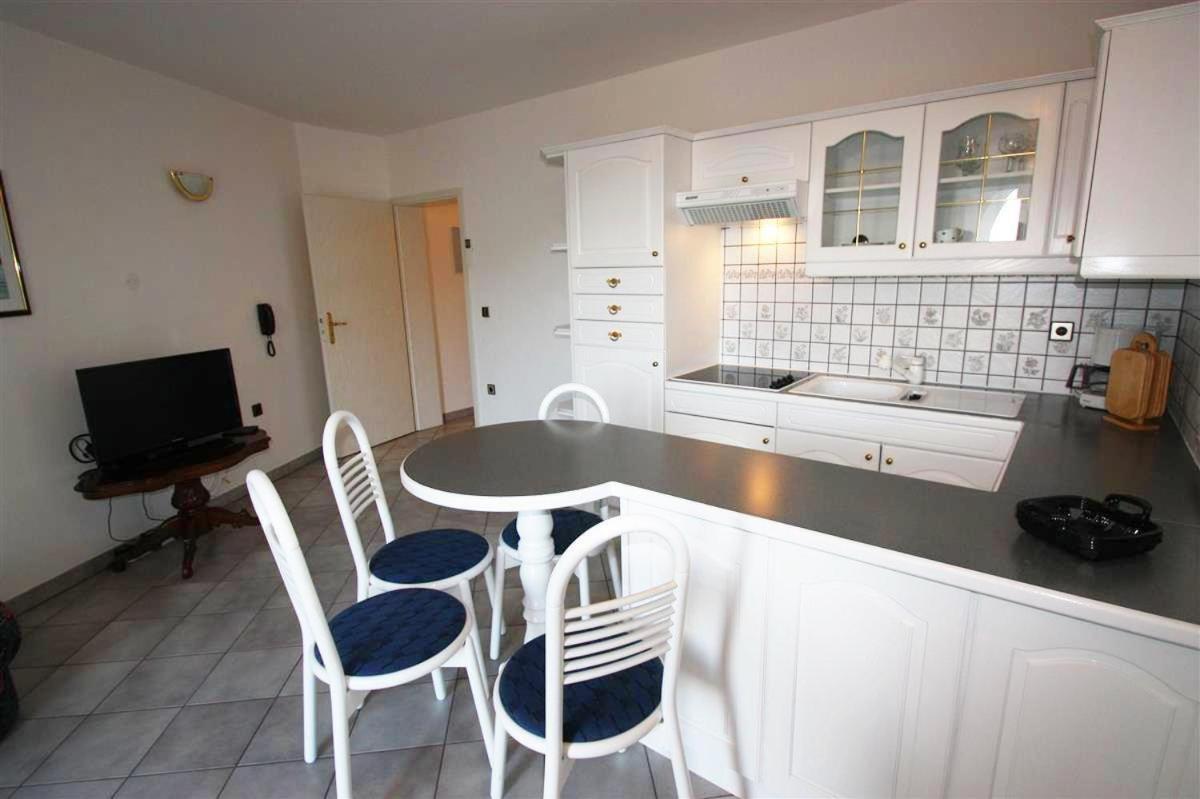 Jurincic Rabac Apartamento Exterior foto