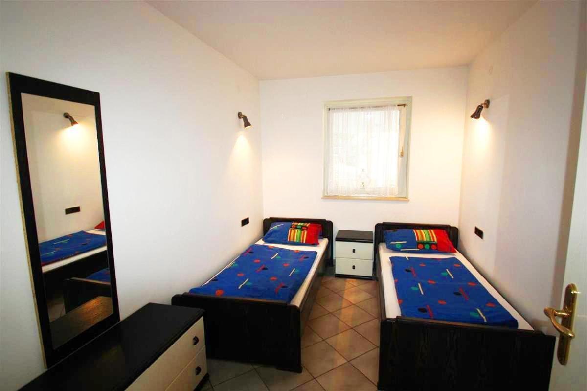 Jurincic Rabac Apartamento Exterior foto